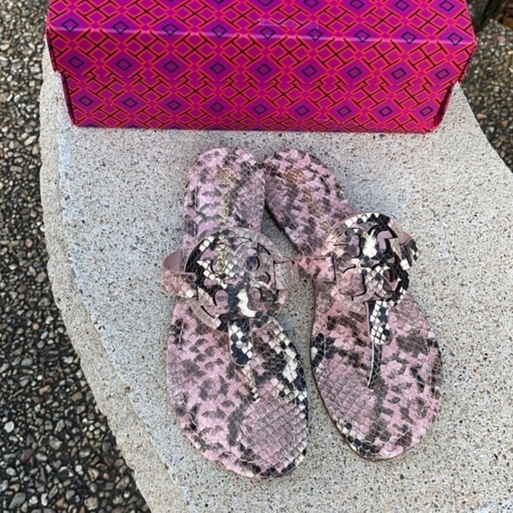 Brand new tory Burch sandal